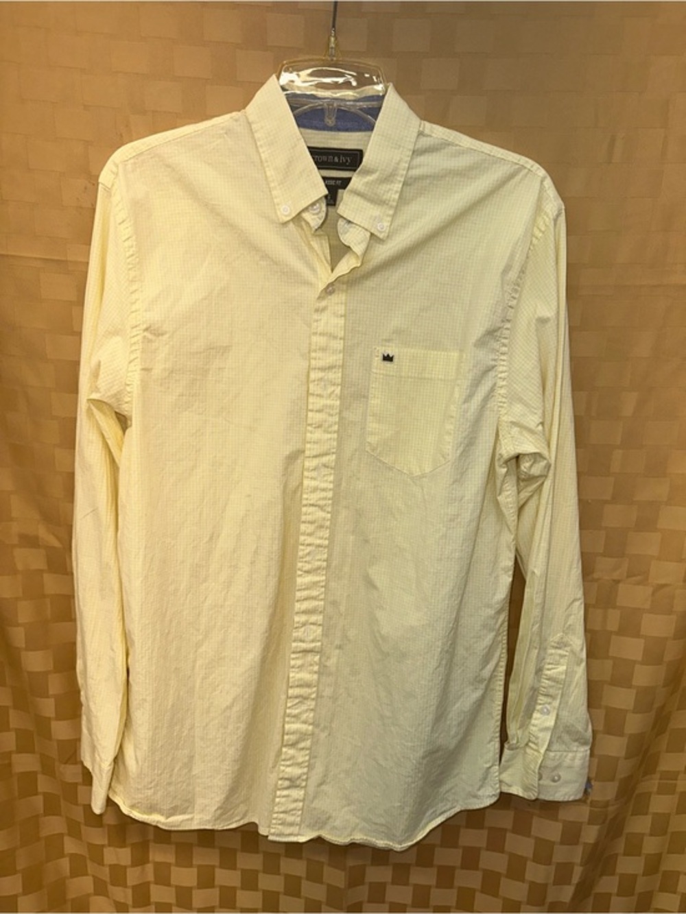 crown & ivy Pale Yellow Button-Down Long Sleeve Shirt